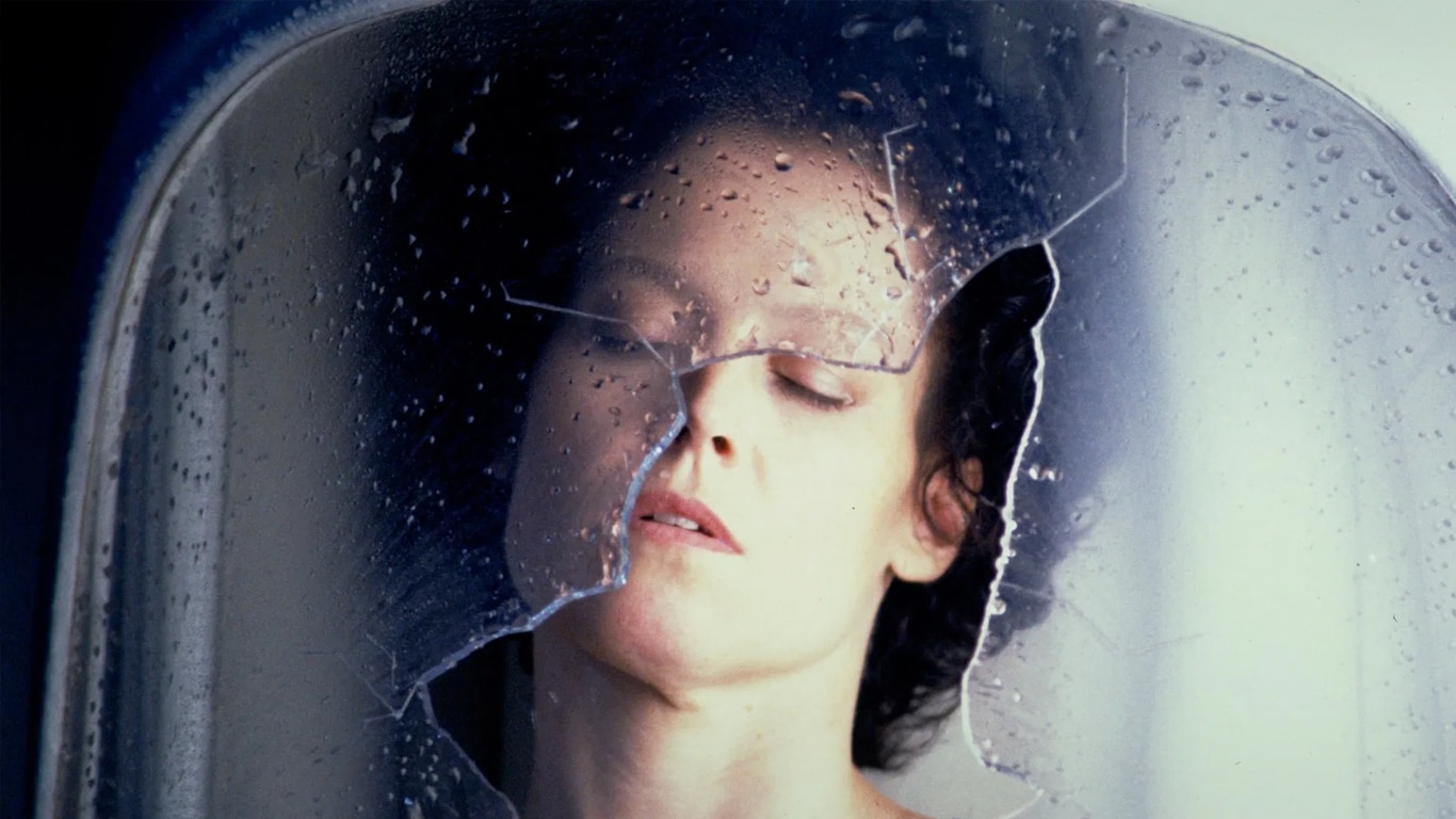 Alien-3 "Foi a coisa mais estúpida possível": James Cameron detona um dos filmes mais polêmicos de Alien