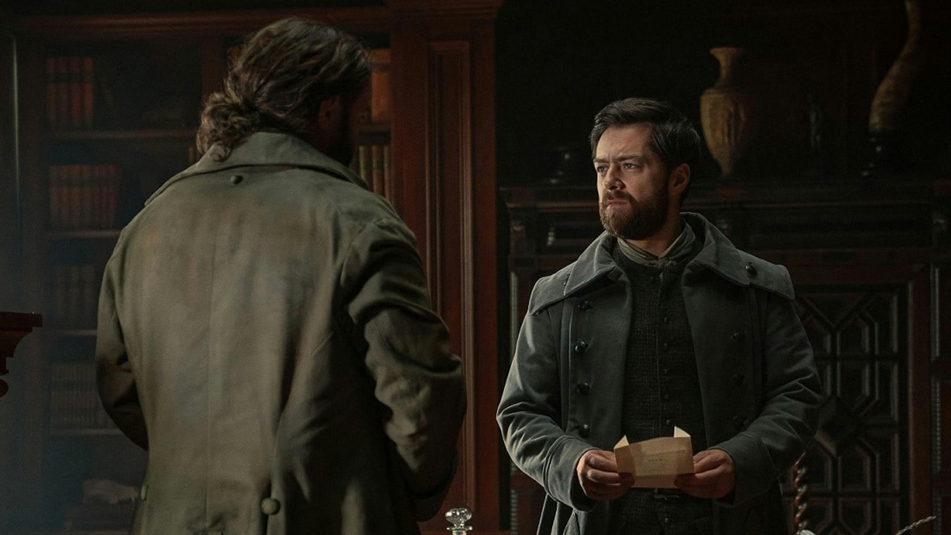 Buck-e-Roger-em-Outlander 8ª temporada de Outlander deixa clara a decisão dos MacKenzie