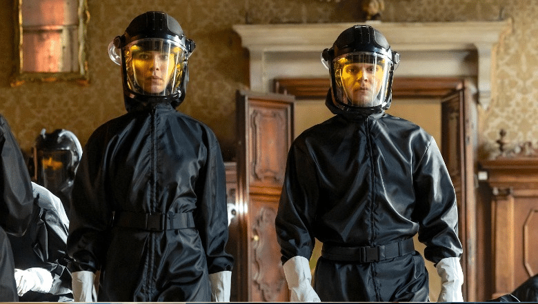 The Beauty: Lindos de Morrer ganha data no Disney+ e mostra primeira imagem de Bella Hadid image-13 The Beauty: Lindos de Morrer ganha data no Disney+ e mostra primeira imagem de Bella Hadid