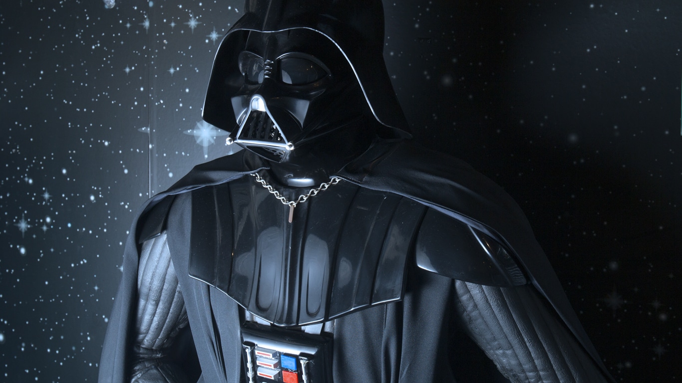 Darth-Vader Darth Vader: 5 situações em Star Wars que continuam difíceis de explicar