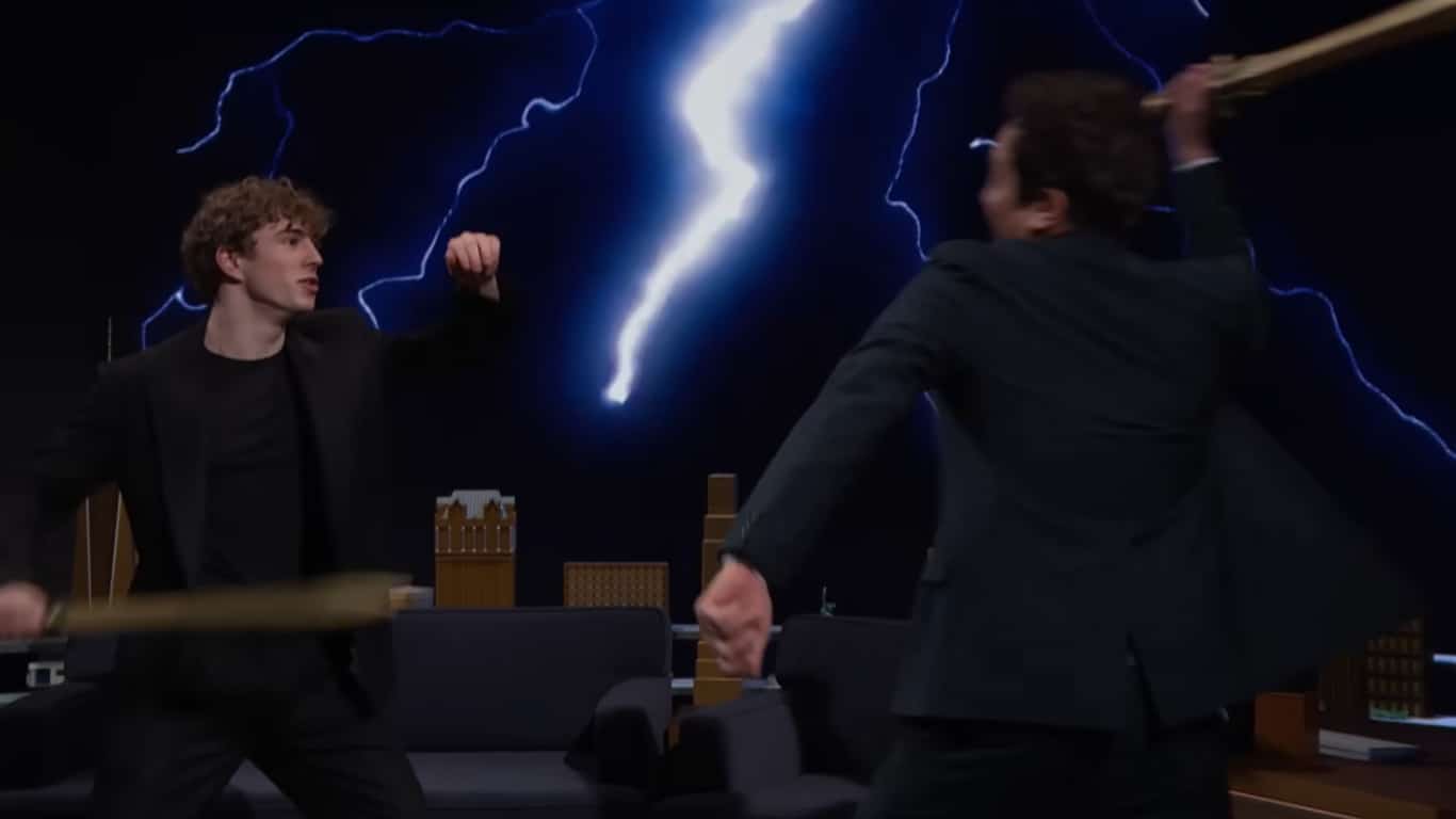 Walker-Scobell-e-Jimmy-Fallon Walker Scobell, estrela de Percy Jackson, comenta final de Stranger Things e o que ele mudaria