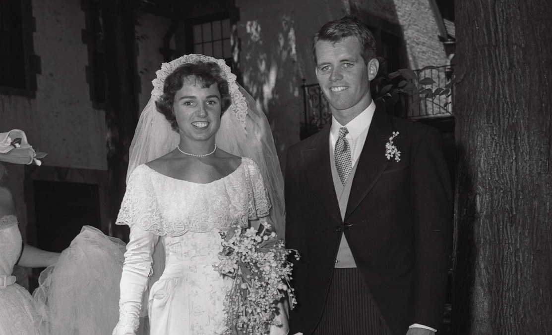 Ethel-e-Robert-F.-Kennedy Quem foi Ethel Kennedy, a matriarca da família retratada em História de Amor