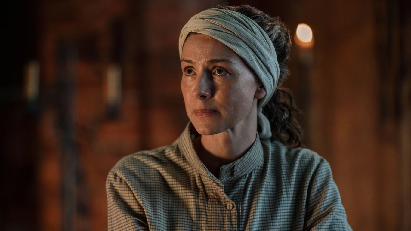 Outlander confirma que a profecia sobre poder de Claire era real Caitriona-Balfe-como-Claire-em-Outlander Outlander confirma que a profecia sobre poder de Claire era real