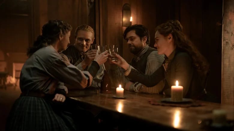Claire-Jamie-Roger-e-Brianna-em-Outlander Outlander finalmente responde mistério de Faith na oitava temporada