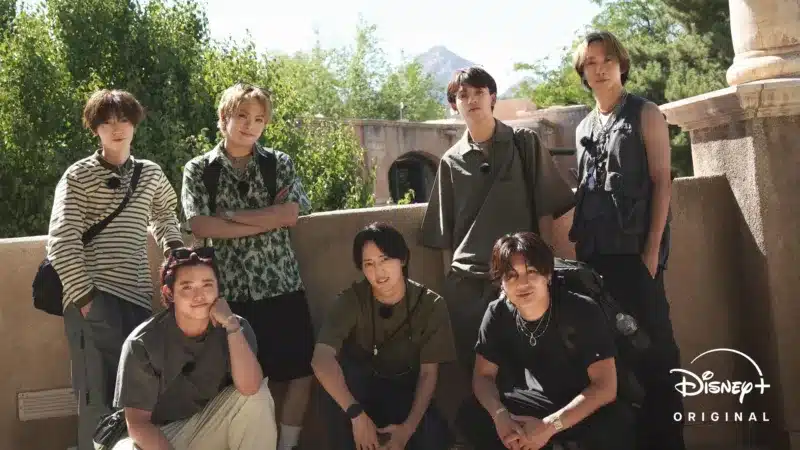 Travis-Japan De Férias com Travis Japan: série já tem data de lançamento no Disney+