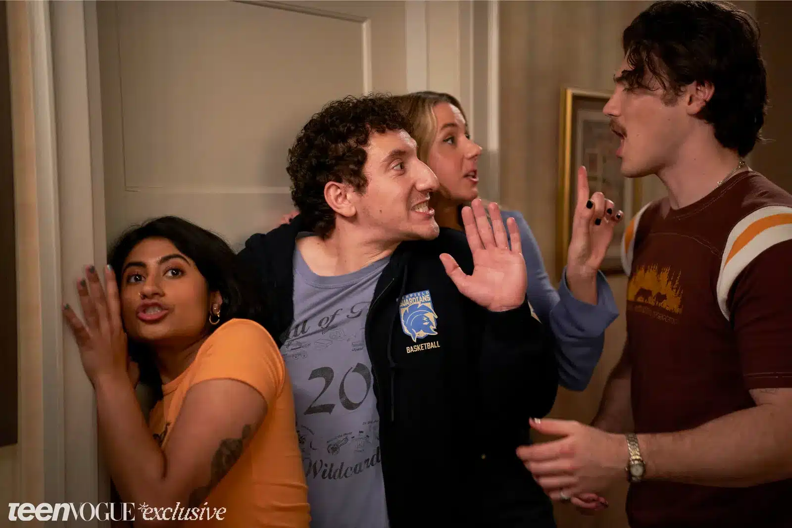 1000185042 Gaten Matarazzo confirmado na 2ª temporada de Adultos, que chega em agosto