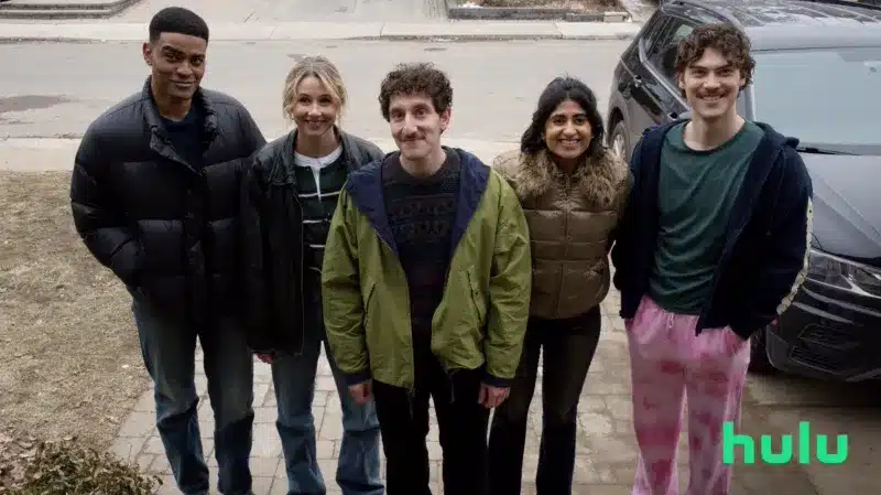 Adultos-Episodio-Dia-da-Maratona Disney+ adiciona 3 conteúdos surpresa e confirma estreia de Flex x Cop 2