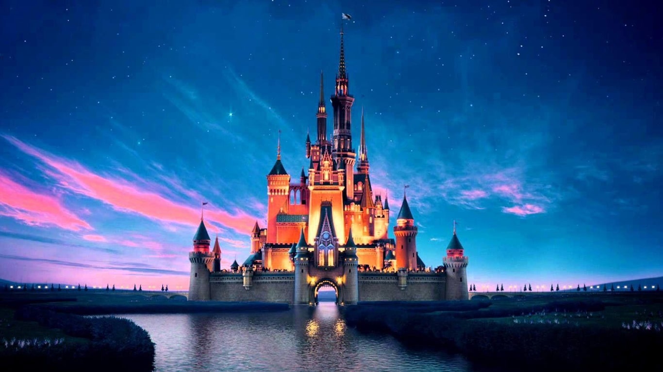 Castelo-da-Cinderela-intro Disney troca Castelo da Cinderela por outra abertura em estreia de Toy Story 5 na China