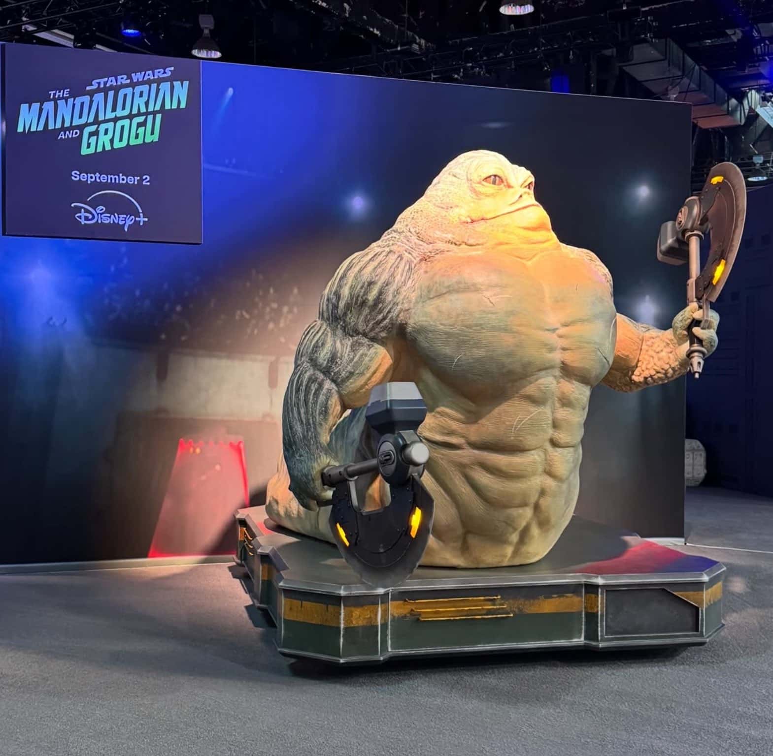 Estande-de-O-Mandaloriano-e-Grogu-na-D23 Acertamos a data: O Mandaloriano e Grogu chega ao Disney+ em setembro
