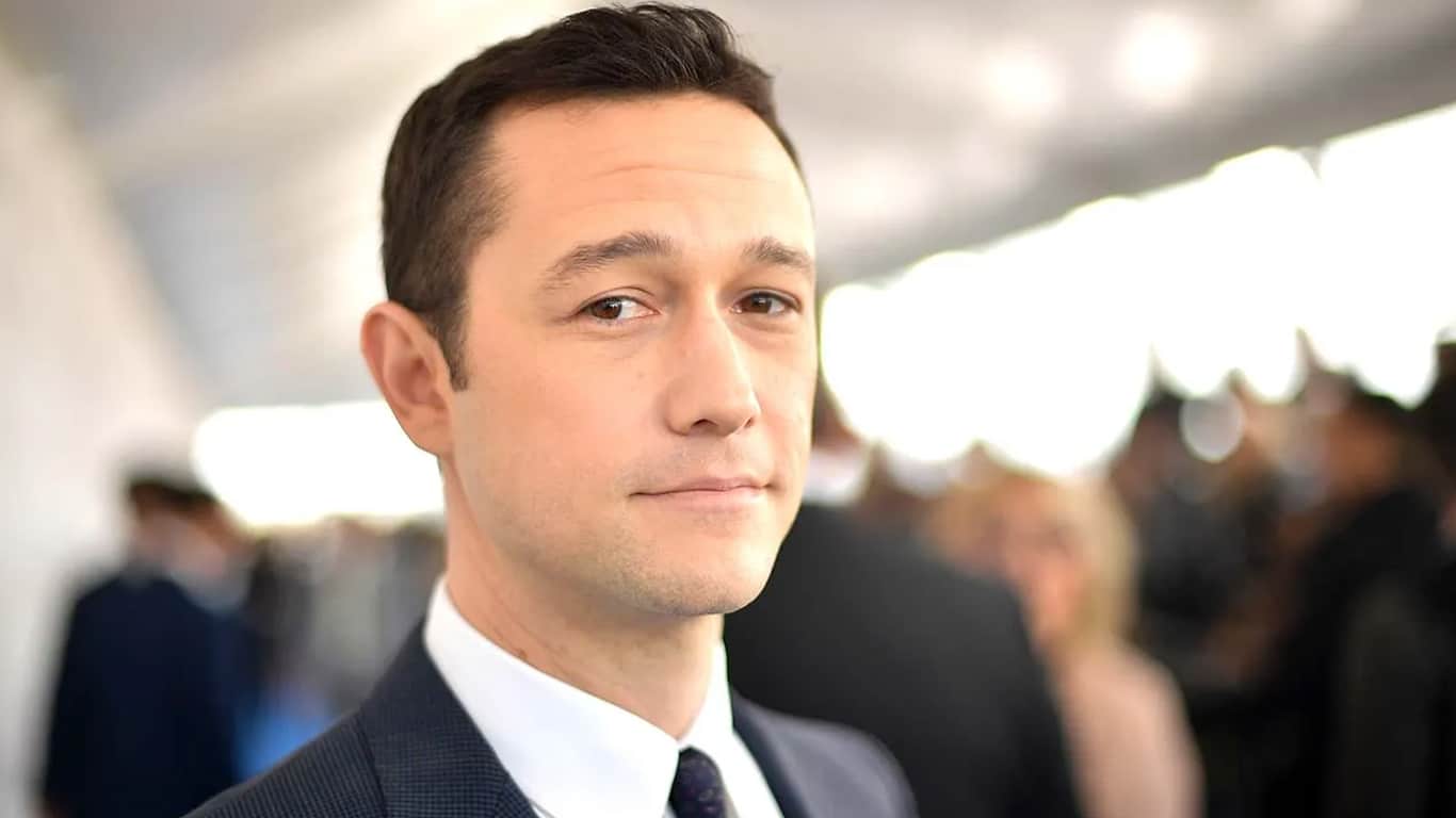 Gaijin: produtora de Xógum prepara série no Japão com Joseph Gordon-Levitt Joseph-Gordon-Levitt Gaijin: produtora de Xógum prepara série no Japão com Joseph Gordon-Levitt