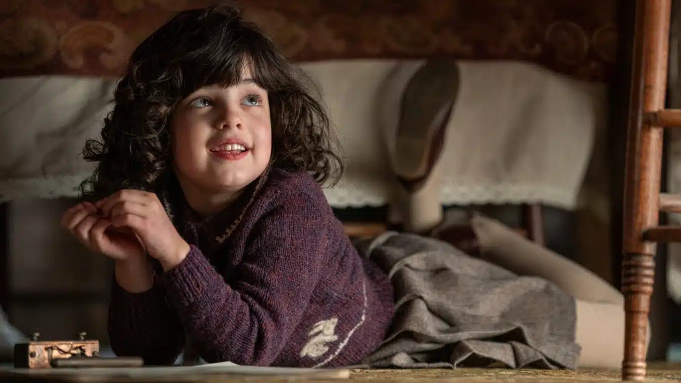 Outlander: Blood of My Blood: Henry volta a 1924 e Julia fica presa em 1715 no episódio “Dia da Lembrança” 1000212531 Outlander: Blood of My Blood: Henry volta a 1924 e Julia fica presa em 1715 no episódio “Dia da Lembrança”