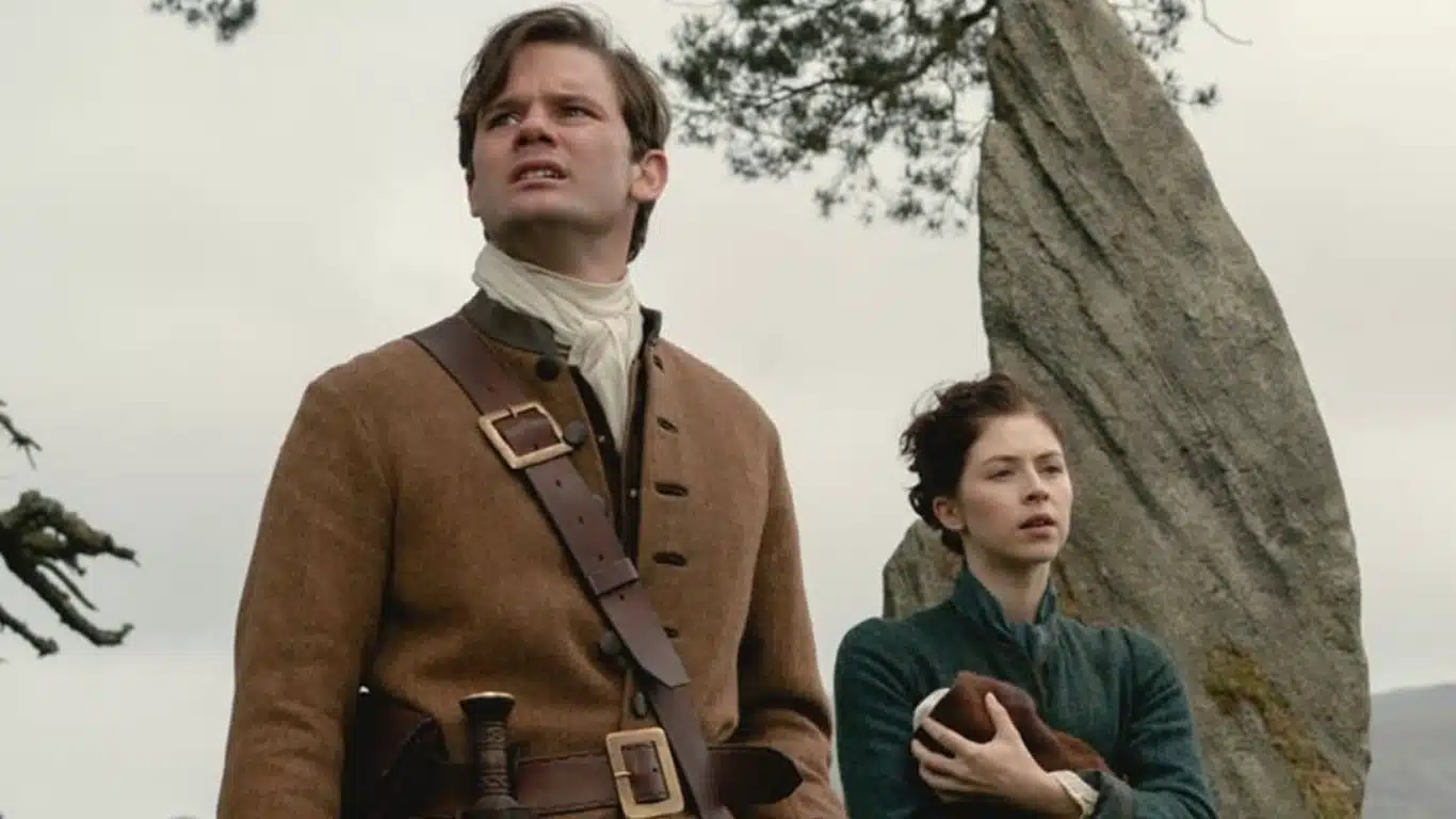 Outlander: Blood of My Blood: Henry volta a 1924 e Julia fica presa em 1715 no episódio “Dia da Lembrança” 1000212534 Outlander: Blood of My Blood: Henry volta a 1924 e Julia fica presa em 1715 no episódio “Dia da Lembrança”