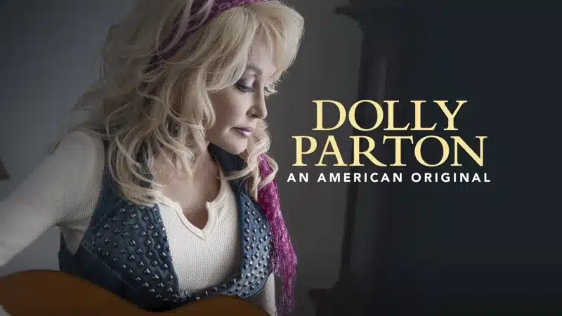 Dolly-Parton-An-American-Original Dolly Parton, Marvel, mudança em American Horror Story e ausência de S.W.A.T. Exiles