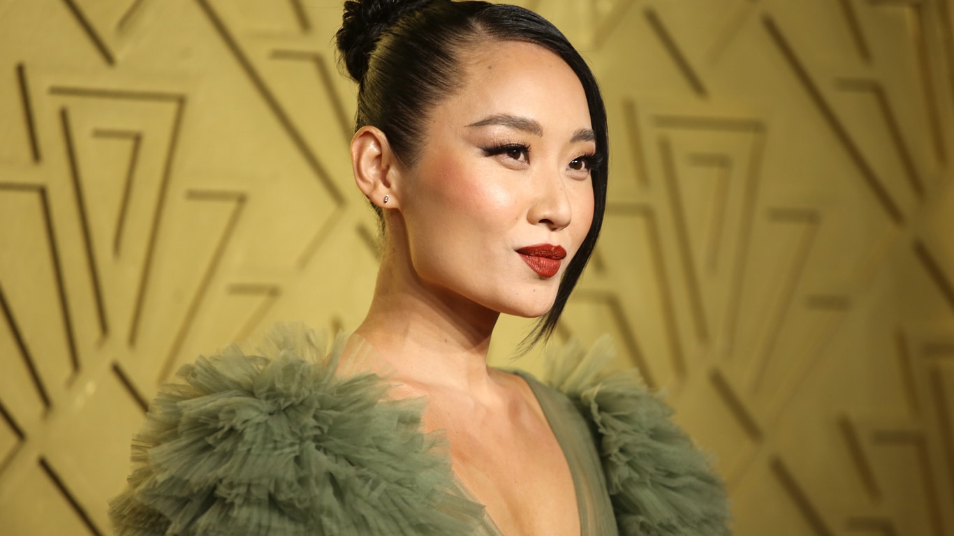 Li-Jun-Li Li Jun Li será golpista perseguida por assassino em Victoria, nova série do Hulu