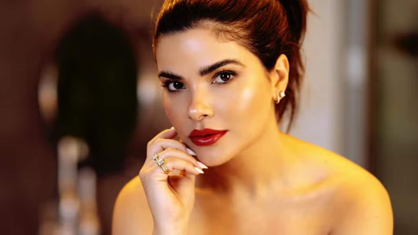 Vanessa Giácomo treinou com o BOPE para viver policial em nova série do Disney+ Vanessa-Giacomo Vanessa Giácomo treinou com o BOPE para viver policial em nova série do Disney+