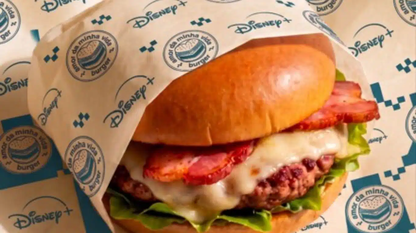 1000218577 Disney+ transforma hamburgueria de Amor da Minha Vida em restaurante real com delivery pelo iFood