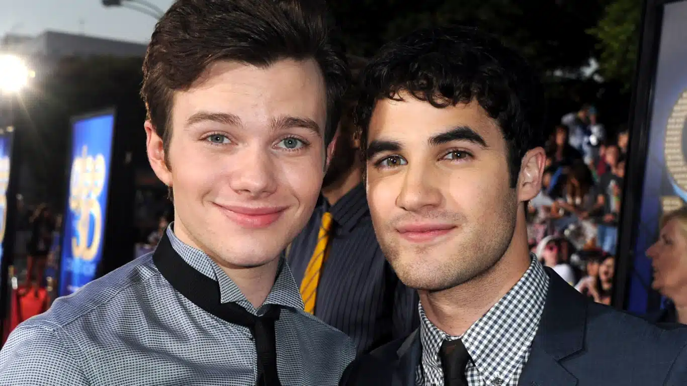 Atores de Glee voltam a cantar juntos após 16 anos e surpreendem fãs com dueto inesquecível 1000221811 Atores de Glee voltam a cantar juntos após 16 anos e surpreendem fãs com dueto inesquecível