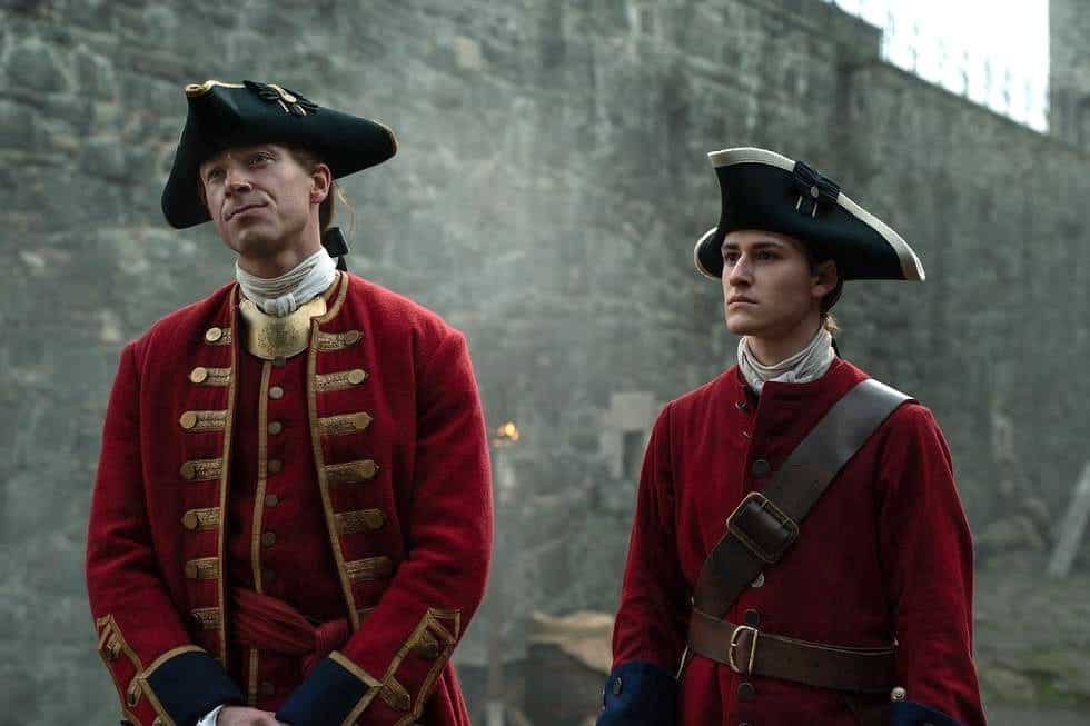 1000223796 Black Jack Randall está de volta: Outlander revela os primeiros sinais de sua crueldade na juventude