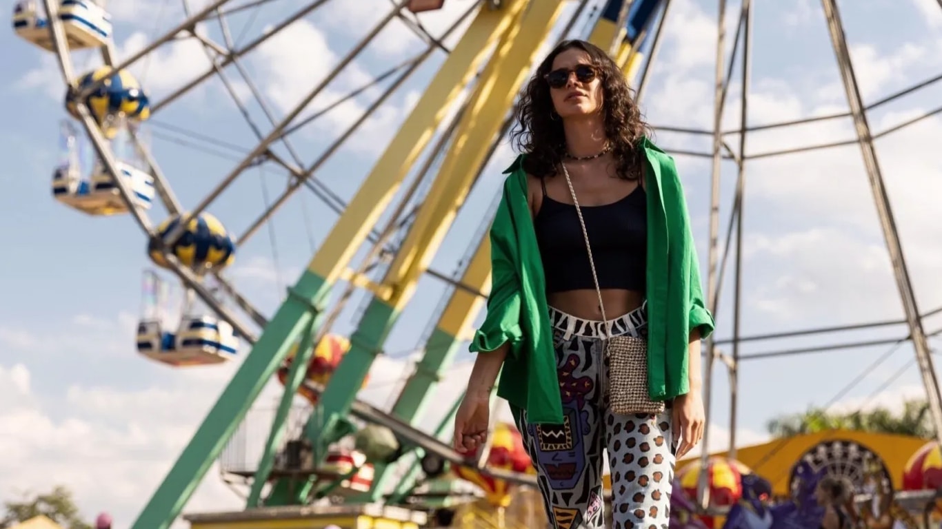 Amor-da-Minha-Vida-2 Bruna Marquezine diz que Bia precisa de "terapia pra ontem" em Amor da Minha Vida 2